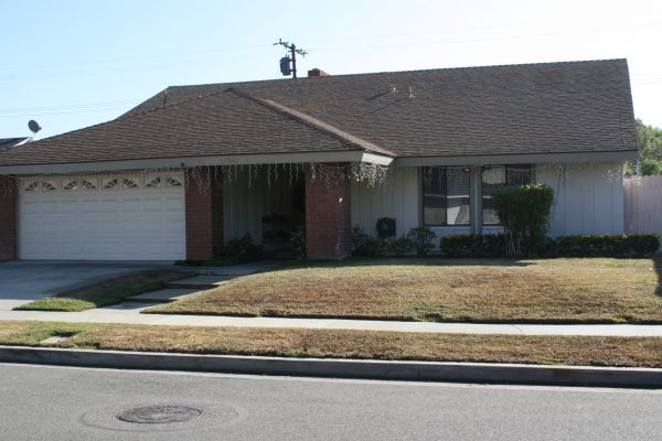 Lois Guest Home 1 - front view.JPG