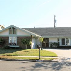 Lois Guest Home II 1 - front view.JPG