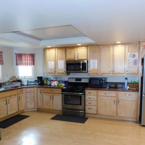 Lone Oak Gardens 8 - kitchen.JPG