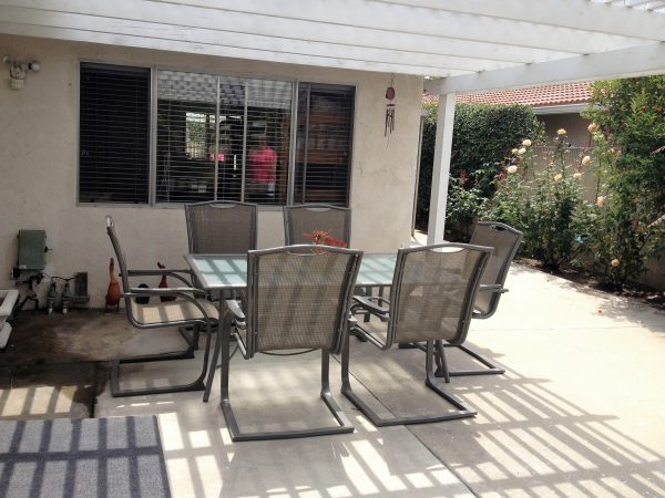 Los Tiempos Senior Living I 6 - back patio.JPG