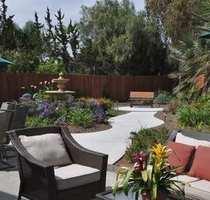 Lotus Senior Care - Huntington Beach III 5 - back yard.JPG