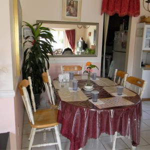 Lucy's Place 4 - dining room.JPG