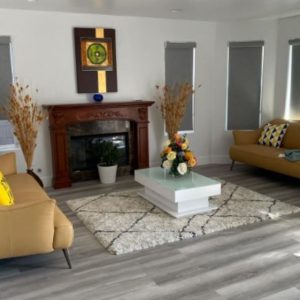 Luxury Living Senior Care Huntington Beach 3 - Living Room.JPG