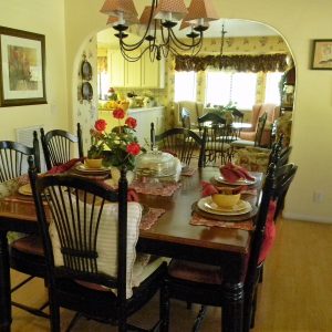 Mary Katherine's Home I 5 - dining room.JPG