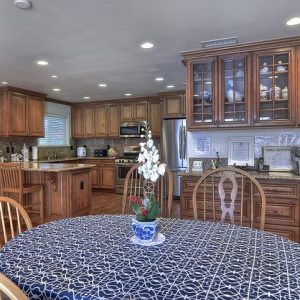 Meadowlark Gardens I 4 - dining room.JPG