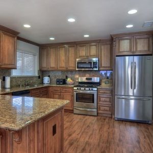 Meadowlark Gardens I 5 - kitchen.JPG