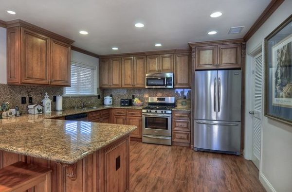 Meadowlark Gardens I 5 - kitchen.JPG