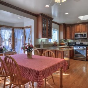 Meadowlark Gardens III 4 - kitchen and dining.JPG