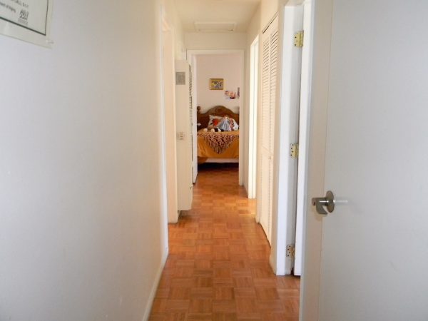 Mission Home I 4 - hallway.JPG