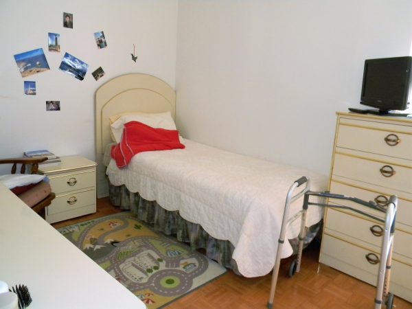 Mission Home I 5 - private room.JPG