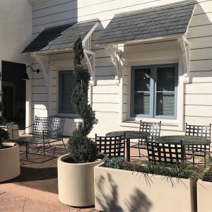 Monarch Cottages La Jolla 6 - patio.jpg