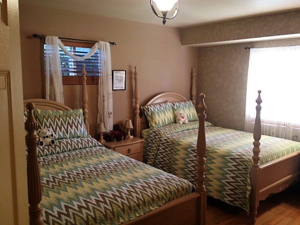 Newport Heights Manor 5 - shared room.JPG