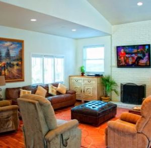 Newport Senior Living III 3 - living room.JPG