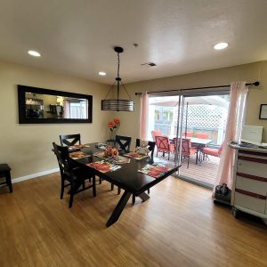 North County Cottage 4 - dining room.JPG