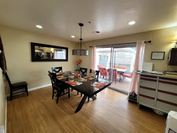 North County Cottage 4 - dining room.JPG