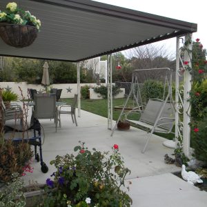 Oak Ranch House 6 - patio.jpg