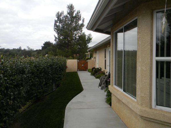 Oak Ranch House side yard.jpg