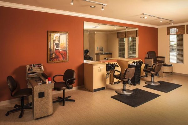 Oakmont of Capriana salon.JPG