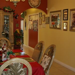 Pacifica Cottage dining room 2.JPG