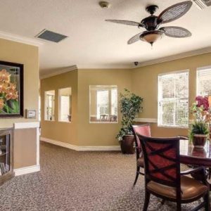 Pacifica Senior Living - Newport Mesa 3 - lounge.JPG