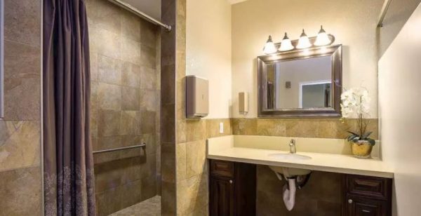 Pacifica Senior Living - Newport Mesa restroom.JPG