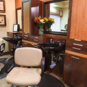 Park Vista at Morningside 4 - salon.JPG