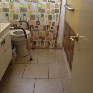 Patchwork Quilt Guest Homes II restroom.jpg