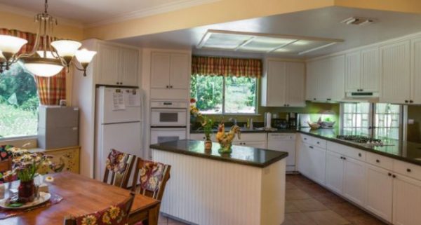 Poway Gardens Senior Living - The Oaks Kitchen.JPG