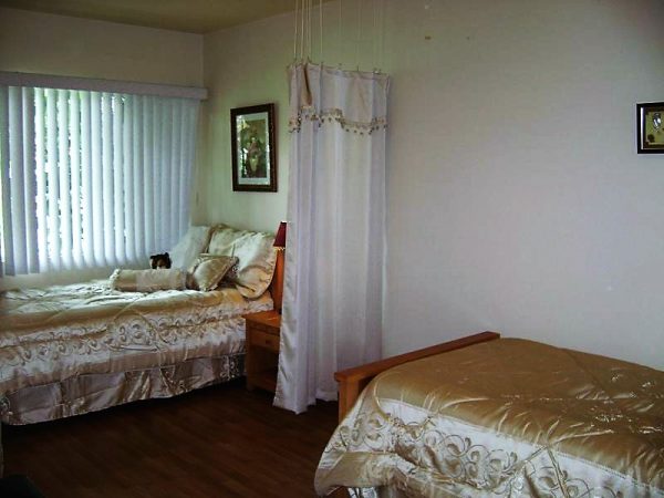 Quezon Home Care Villa 5 - shared room 2.jpg