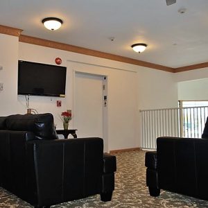 Ramona Senior Manor 3 - seating area.jpg