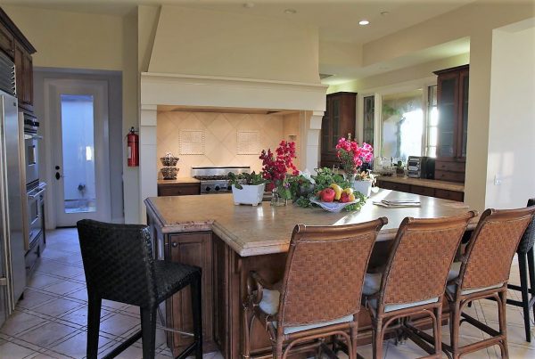 Rancho Santa Fe Villa 5 - kitchen.JPG