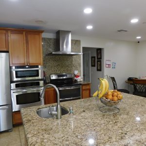 Renaissance Living I 3 - kitchen 1.JPG