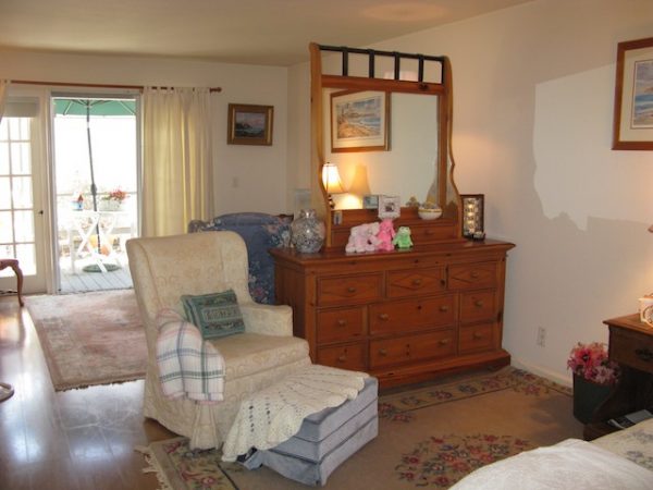 Rosehaven III Care Home shared room.jpg