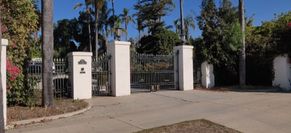 Royal Garden Guest Home front gate.jpg