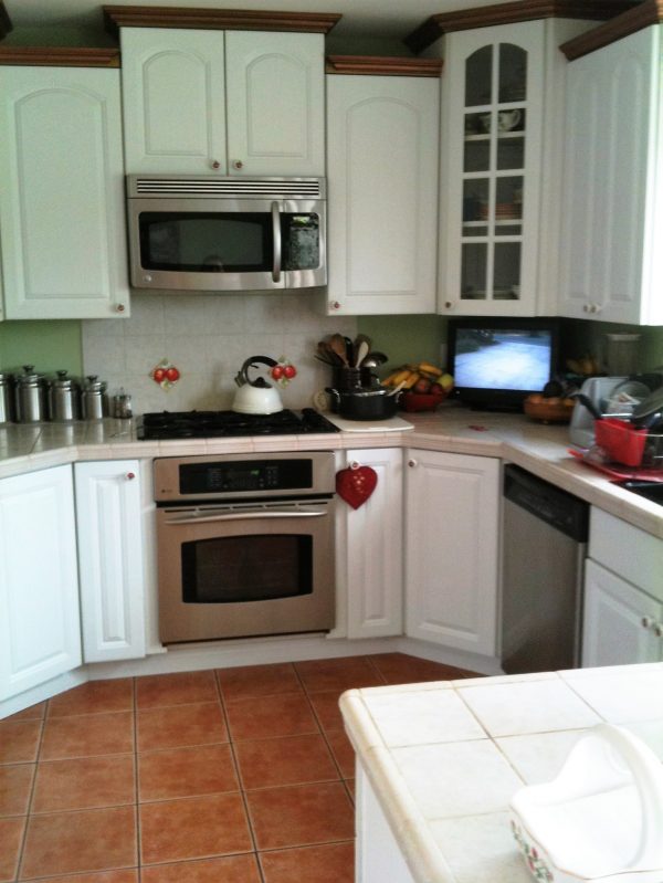 San Marcos Cottage 4 - kitchen.jpg