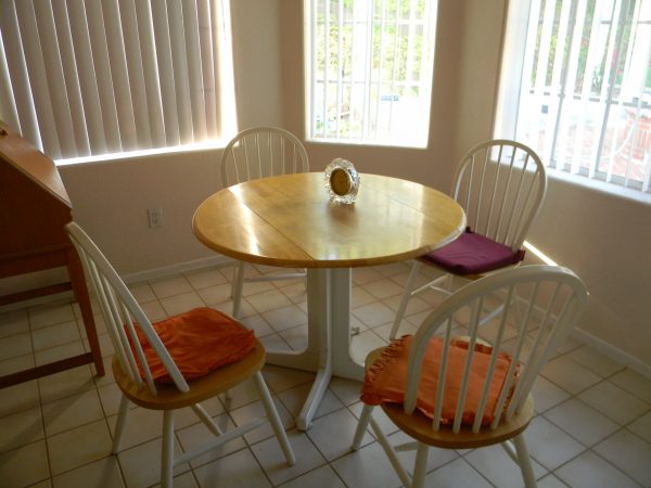 Sapphire Escondido Estates breakfast nook.JPG