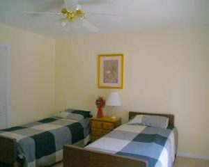 Serene Richview 6 - shared room.jpg