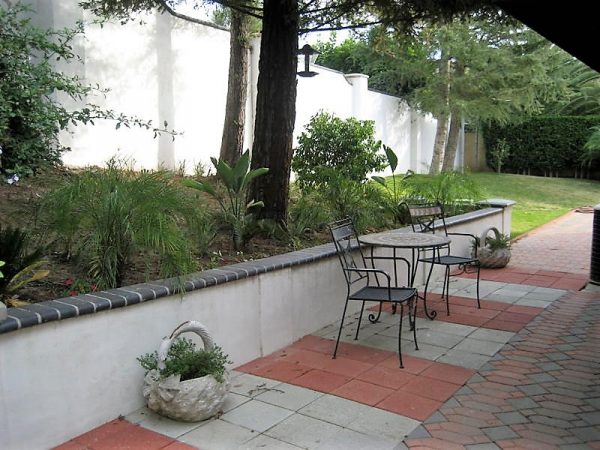 Serenity Hills Manor patio.jpg