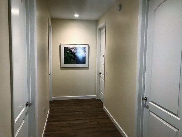 Skyview Gardens hallway.JPG