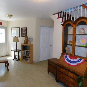 Solaris 36 Entryway.JPG