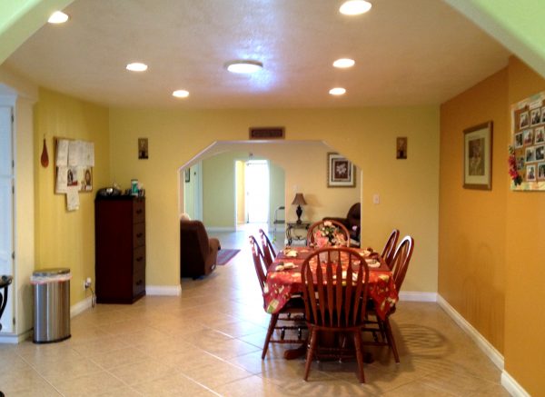 South Home Care I 4 - dining room.jpg