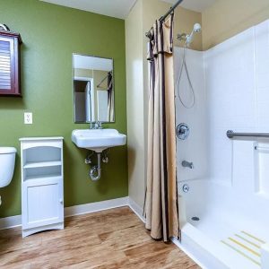 Stellar Care 6 - bathroom.JPG