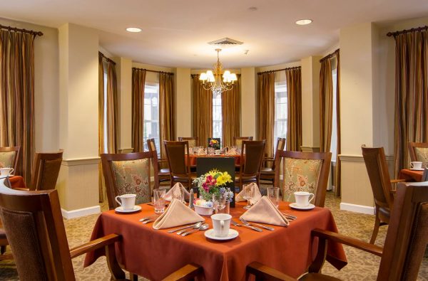 Sunrise of Mission Viejo 3 - dining room.JPG