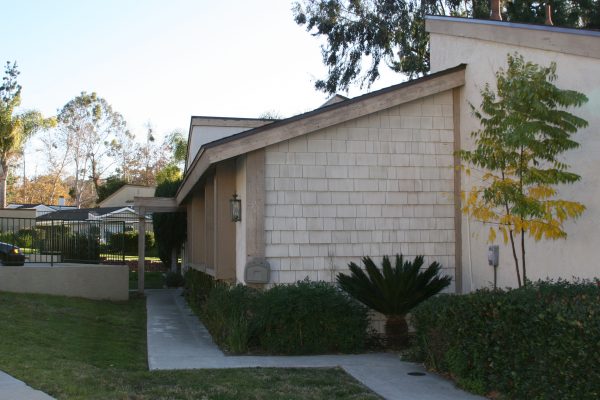 Tuscany Senior Living 1 - front walkway.JPG