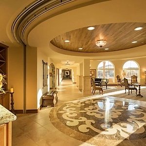 Villa Lorena 3 - lobby.jpg