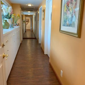 Villa Park Gardens 4 - hallway.JPG