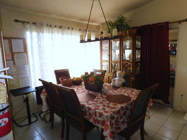 Villa Victoria Care Home dining room.JPG