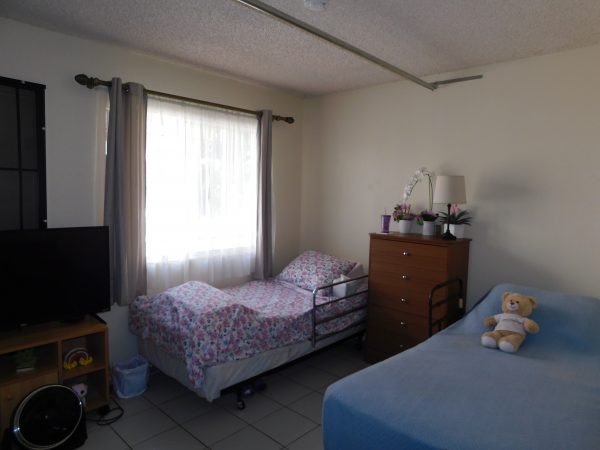 Villa Victoria Care Home shared room.JPG