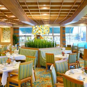 Wesley Palms 3 - oceanview dining room.JPG