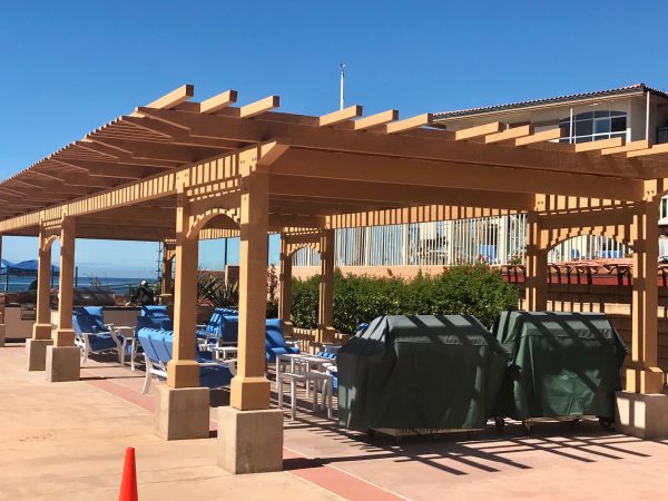 White Sands La Jolla patio.jpg